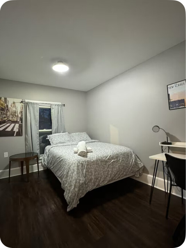 Bedroom 2 - 9 Hill Pl