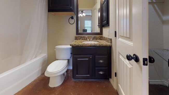 Foto del edificio - 138 Knox Dr