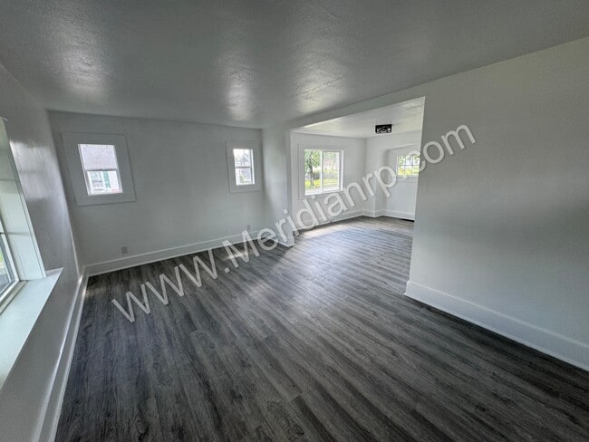 Building Photo - 4430 Buell Dr