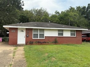 Building Photo - 2030 Windsor Ave
