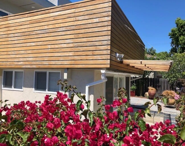 Independent Unit - 184 Elder Ave