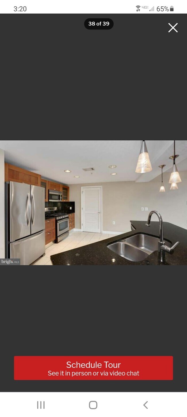 Kitchen - 2451 Midtown Ave