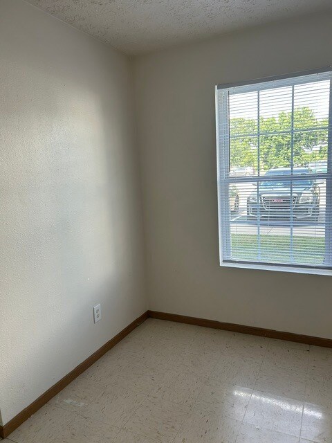 Foto del edificio - 2022 N Section St
