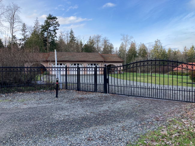 Building Photo - 1351 Port Williams Rd