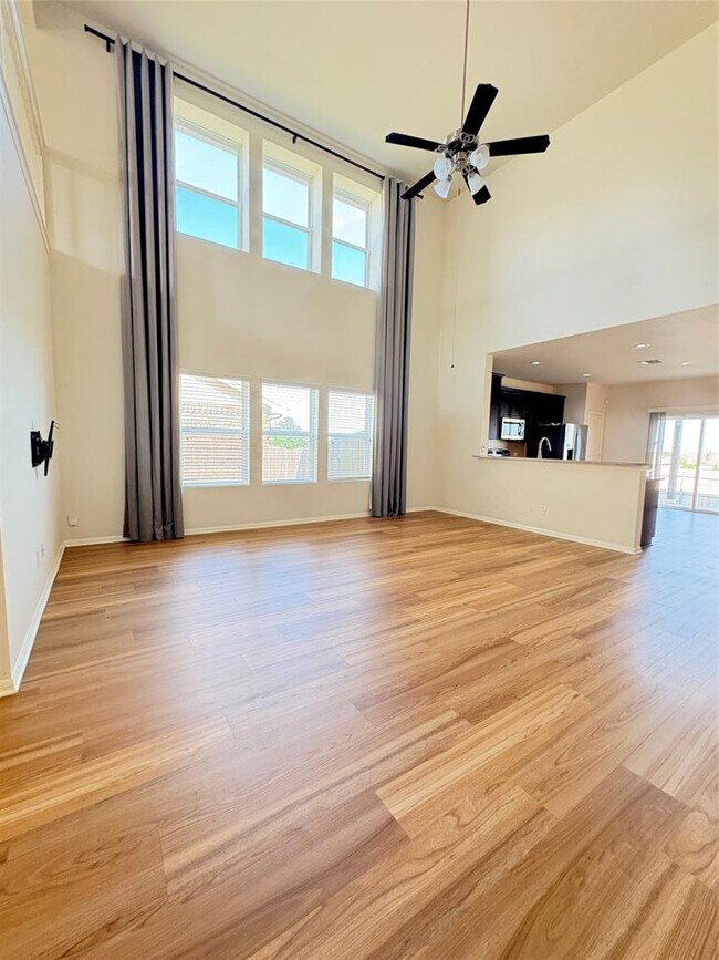 Building Photo - 13501 Coomer Path