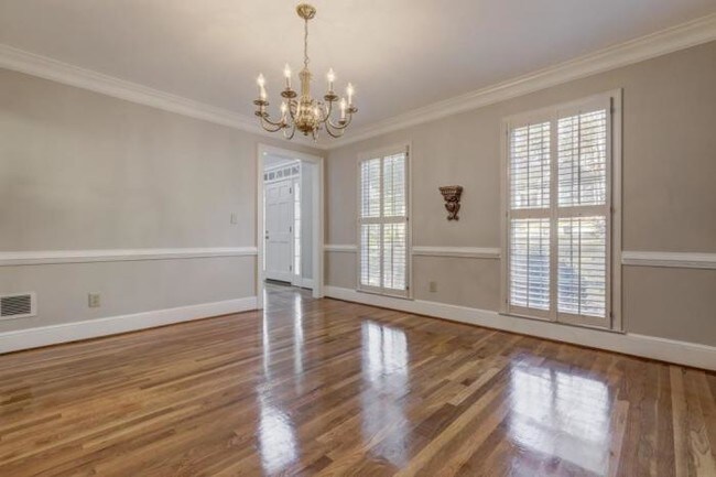 Building Photo - 4 bedroom in Roswell GA 30075