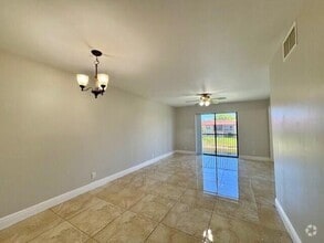 Building Photo - 21905 Lake Forest Cir