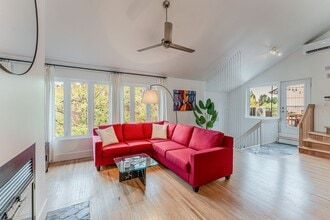 Building Photo - 3645 Rue Charron