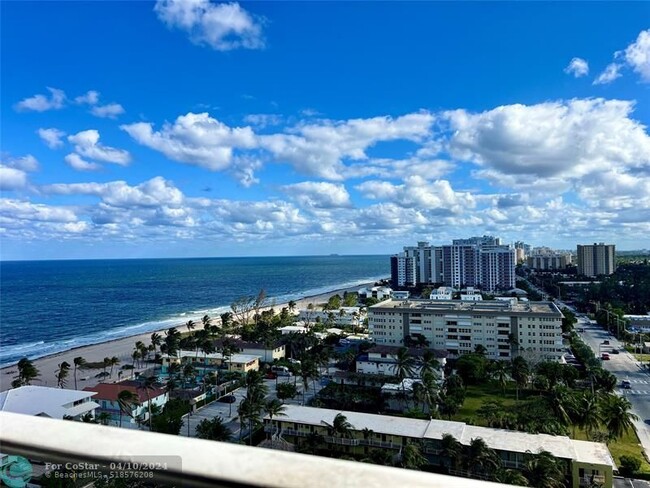 Foto del edificio - 111 Briny Ave