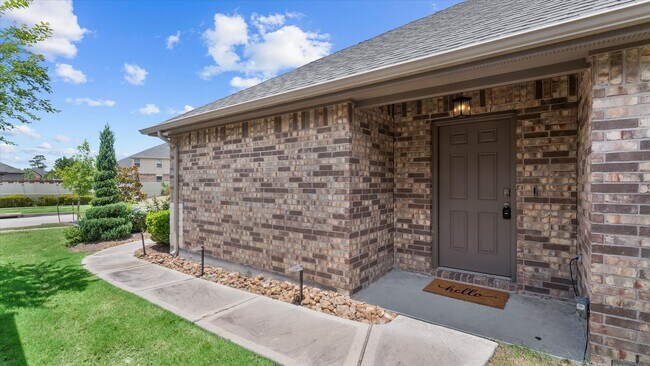 Foto del edificio - 9257 Inland Leather Ln