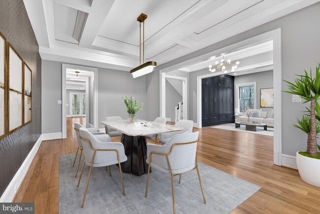 Foto del edificio - 7002 River Oaks Dr