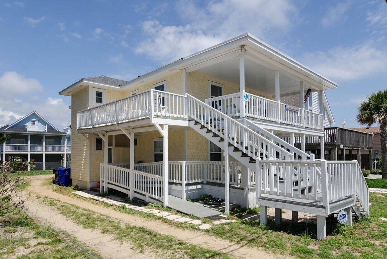 Primary Photo - 815 Carolina Beach Ave N