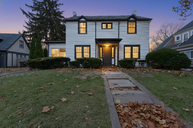 Foto del edificio - 1937 Foster Ave