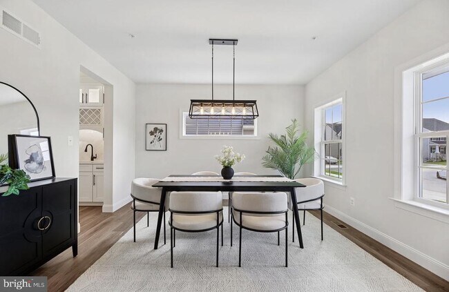 Foto del edificio - 1823 Colt Ln
