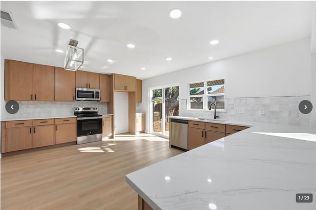 Foto del edificio - 3233 Shield Ln