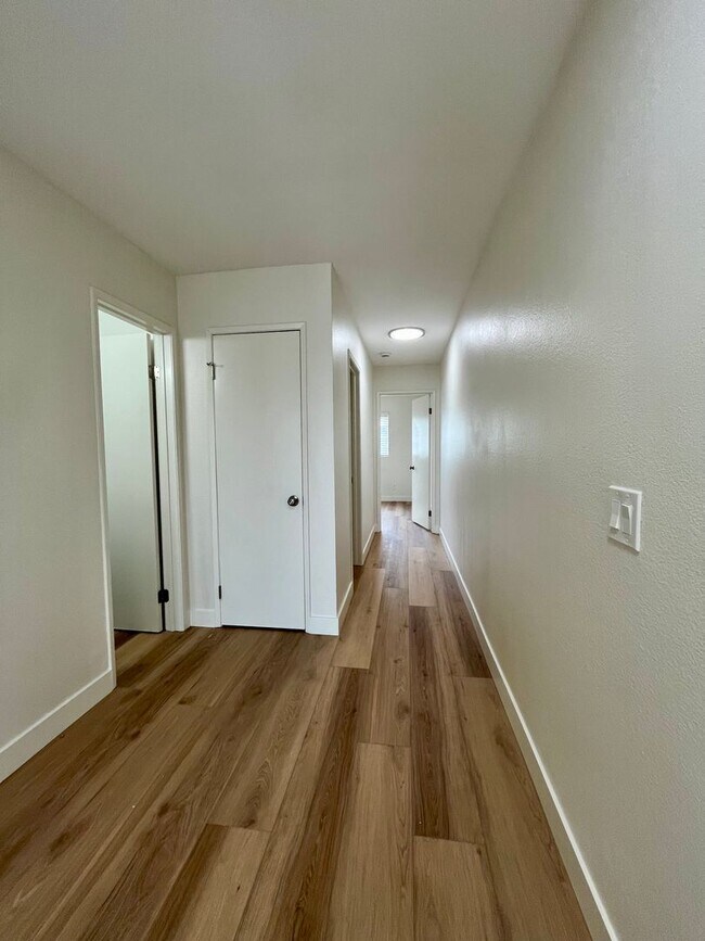 Foto del edificio - Ocean Beach remodeled 3 bedroom 2.5 bath