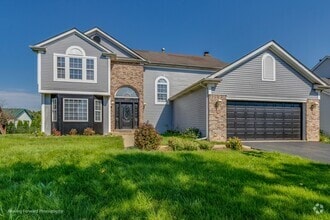 Building Photo - 1655 Whispering Oaks Dr