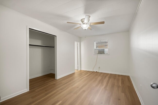 Building Photo - 206 Parmley Dr
