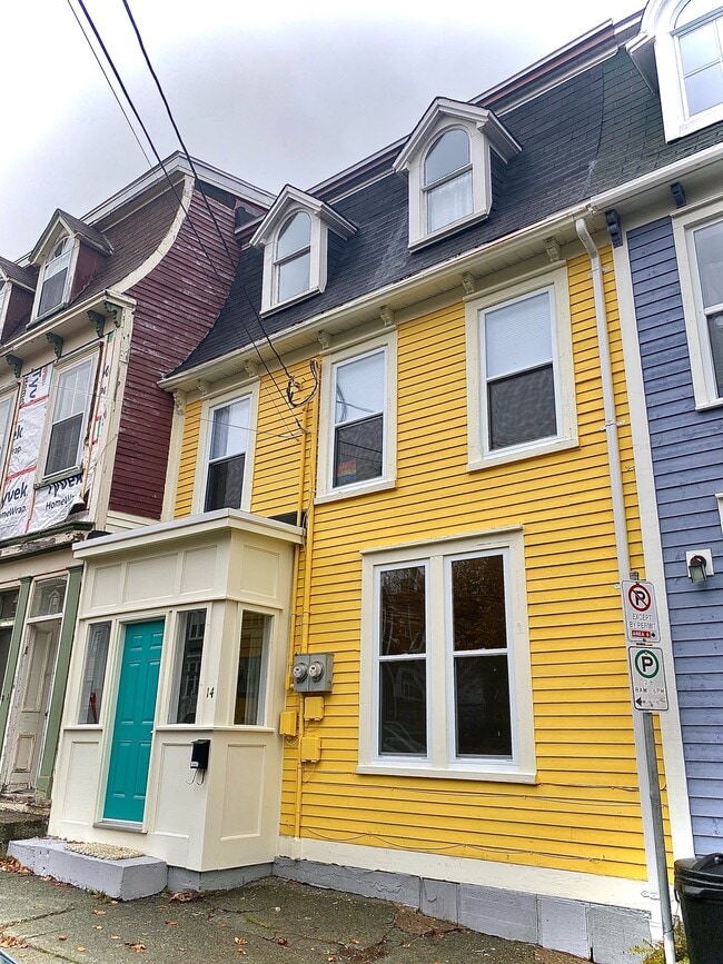 Building Photo - 14 Barnes Rd