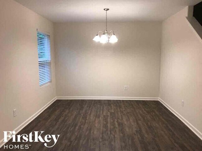 Foto del edificio - 2202 Matthew Oaks Ct