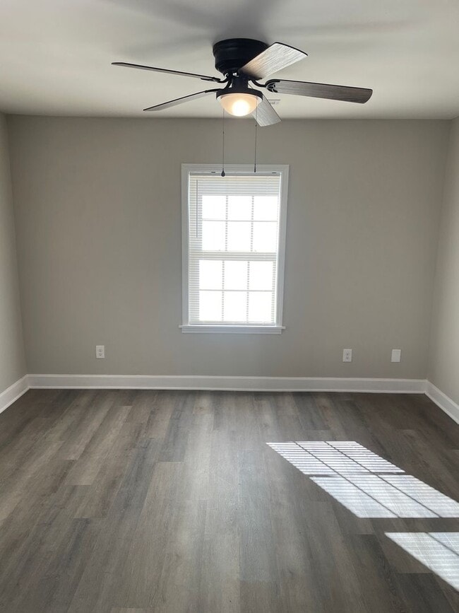 Foto del edificio - 4534 Baux Mountain Rd