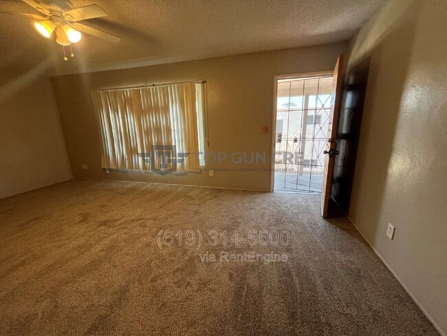 Foto del edificio - 157 Glover Ave