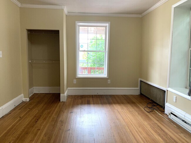 Foto del edificio - 221 Philadelphia Ave