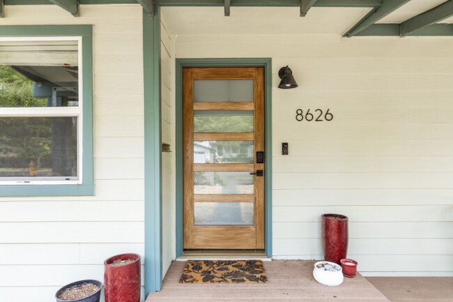 Building Photo - 8626 13th Ave SW