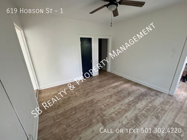 Building Photo - 619 Hobson Ave