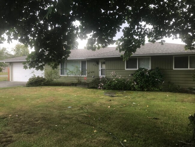 Building Photo - 3 Bed 1.75 Bath SFR Rambler Everett