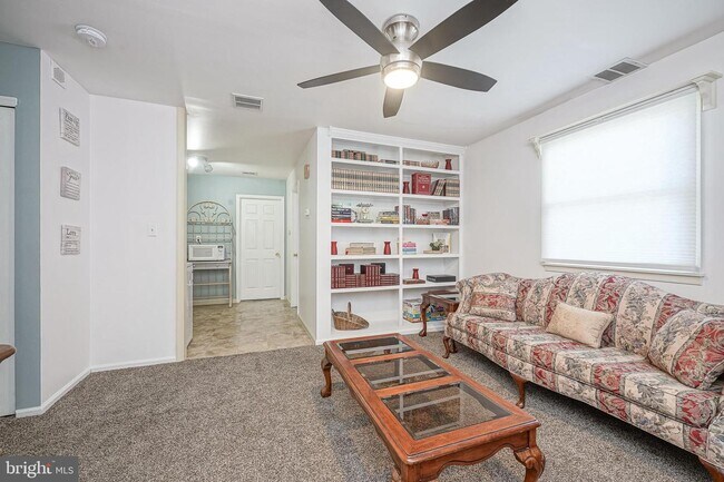 Foto del edificio - 9 Linden Ct