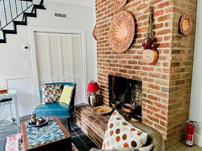 Photo - 211 10th St SE Townhome