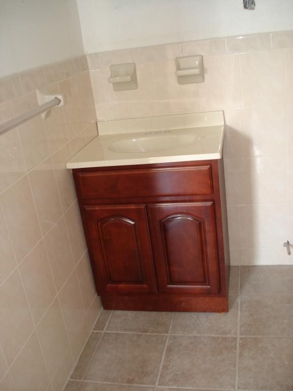  - 79-83 Tillinghast St