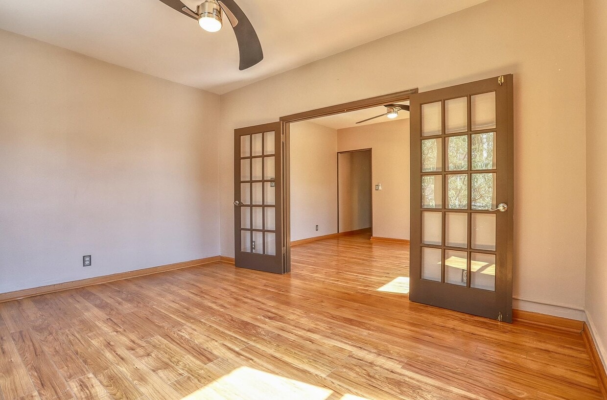 Foto principal - 124 Storms Ave