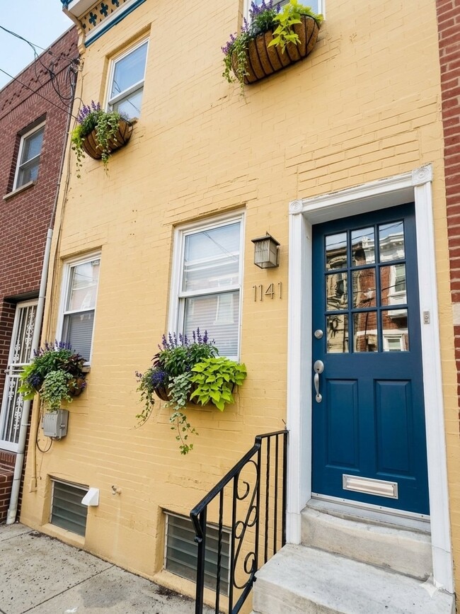 Building Photo - 1141 Cantrell St