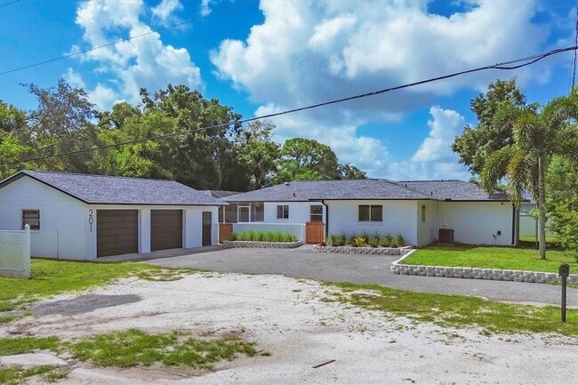 Building Photo - 201 Honore Ave