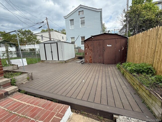 Building Photo - 23-43 120th Street Unit Duplex 1 + BASEMENT
