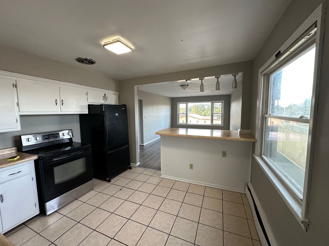 Foto principal - 7105 W Capitol Dr