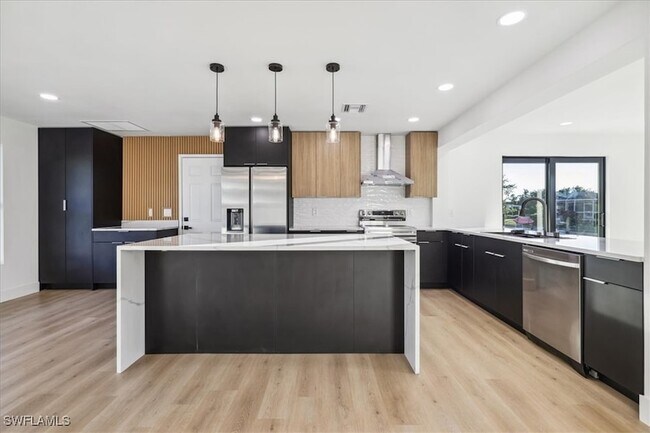 Foto del edificio - 4419 N Bay Cir