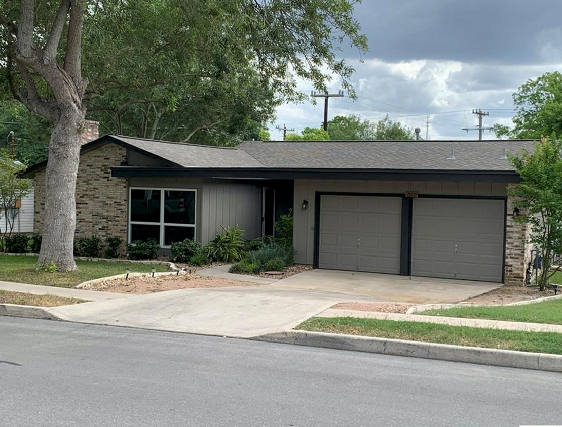 Primary Photo - 3 br, 2 bath House - 518 Shin Oak Dr.