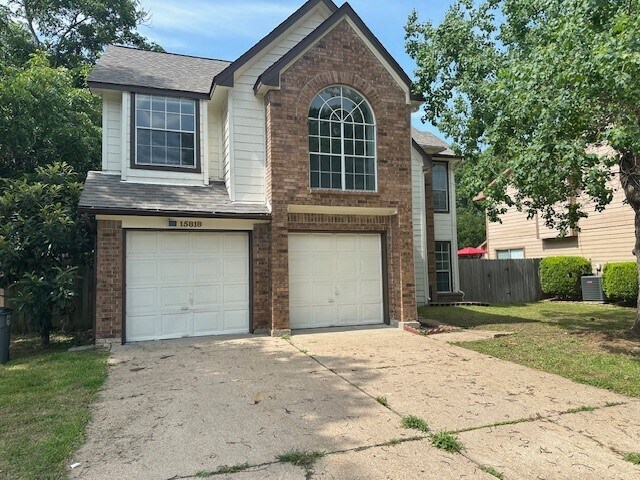 Foto principal - 15818 Oak Mountain Dr