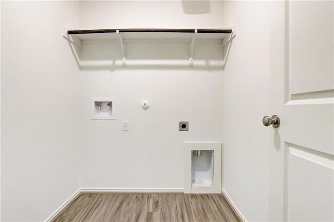 Foto del edificio - 5808 San Savino Dr