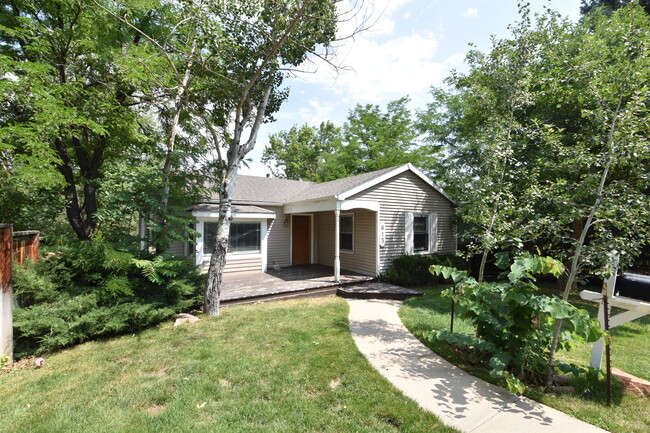 615 Alpine - 615 Alpine Ave
