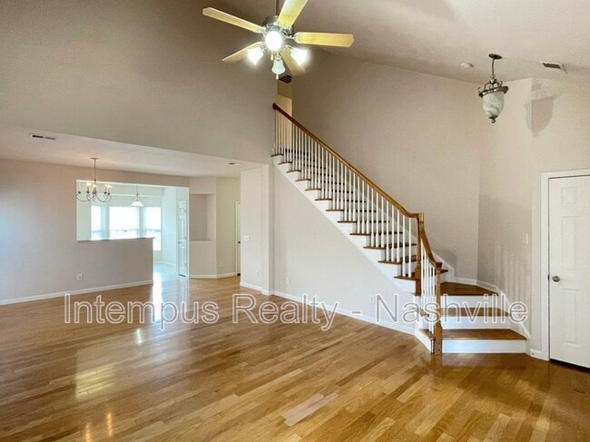 Foto del edificio - 2544 Jordan Ridge Dr