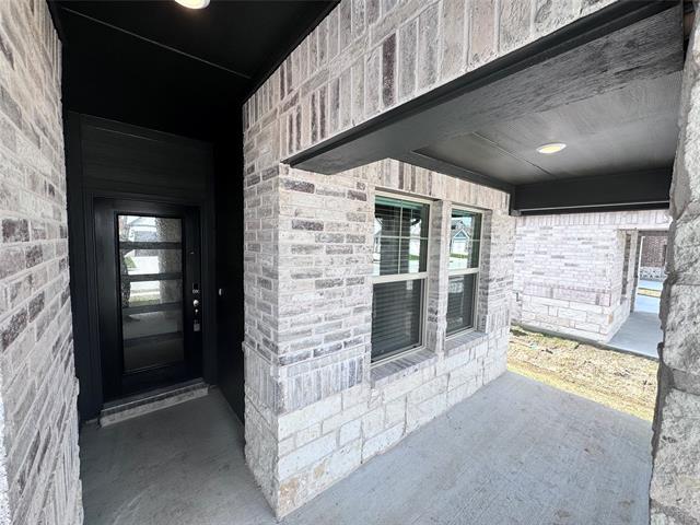 Building Photo - 2219 Clf Spgs Dr