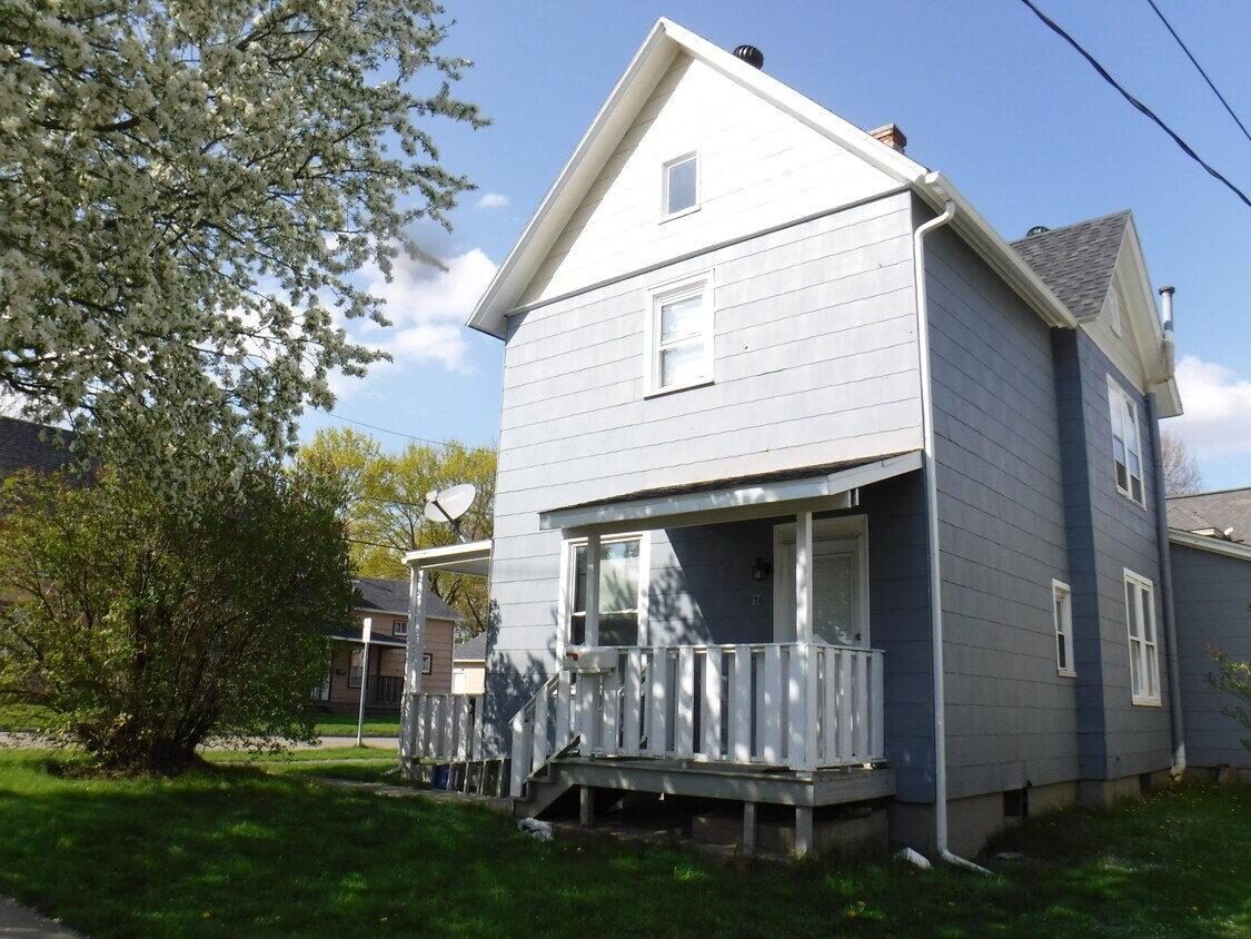 37 E Main St Unit 37, Allegany, NY 14706 Apartments in Allegany, NY