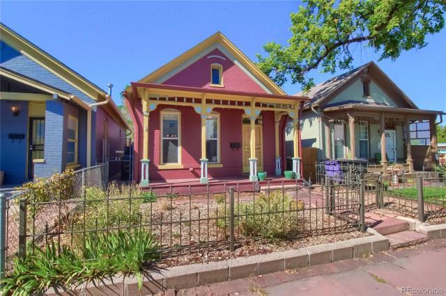 Foto principal - 3 bedroom in Denver CO 80204
