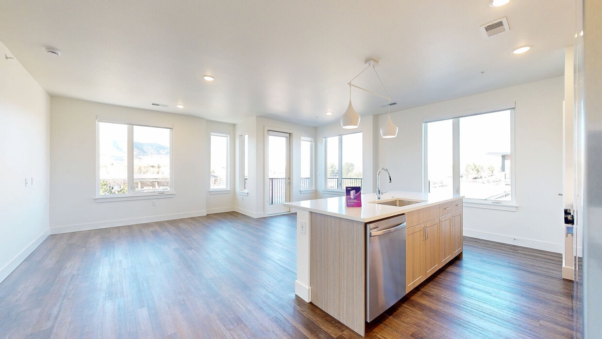 Photo - Contour Apartments