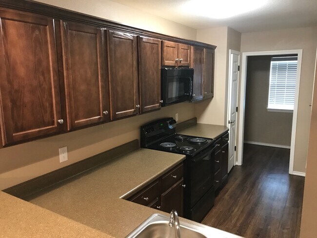 Foto del edificio - 4271 Castlegate Dr