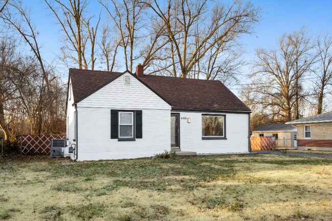 Building Photo - 6508 South Dr